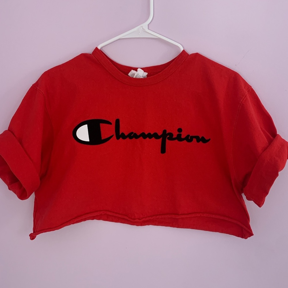 Red Cropped Champion T-Shirt